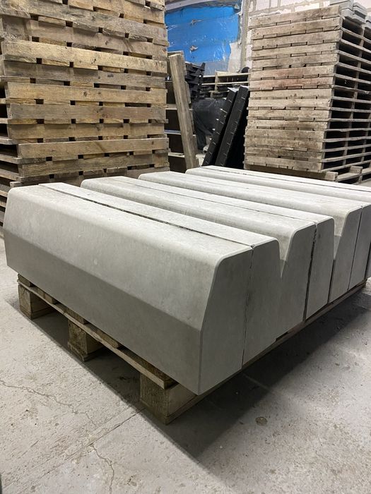 Поребрик,бордюр