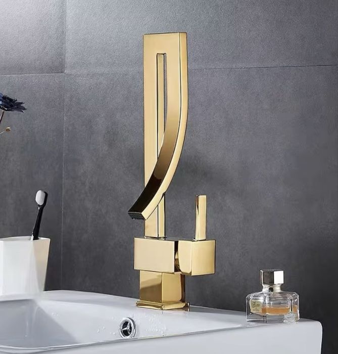 смеситель минималистичный стиль