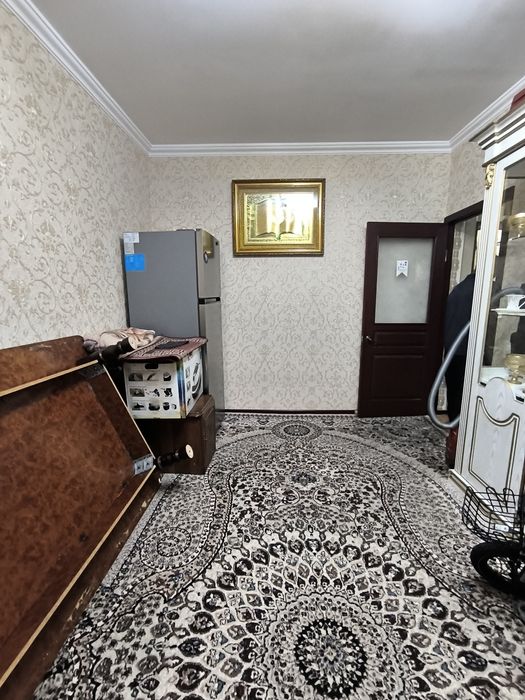 3 х ком.квартиру Сергели Спутнике 17. 2/4  кирпич 77 серия . Балкон