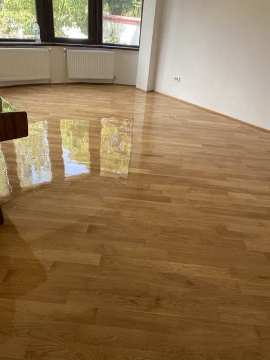 Parchet masiv raschetare scara reconditionare dusumea