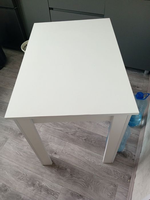 Стол кухонный продам