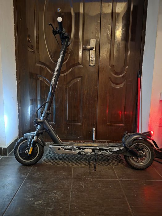 Trotineta electrica jeep