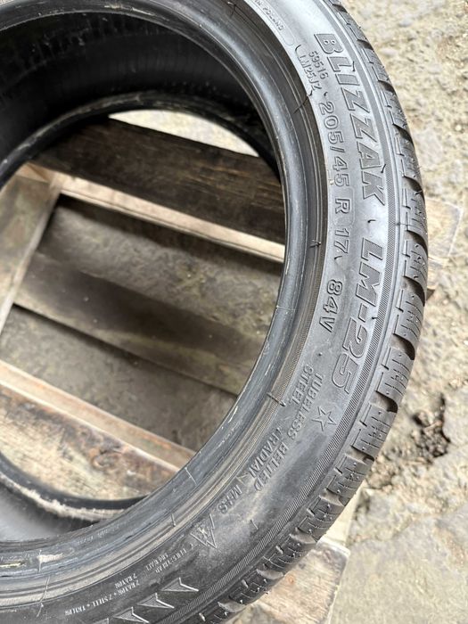 Anvelopa Iarna 205/45 R17 84V BRIDGESTONE Blizzak LM025 RSC - Runflat