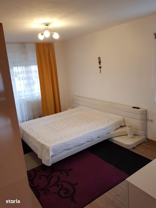 Apartament 2 camere, balcon și lift în Cetate