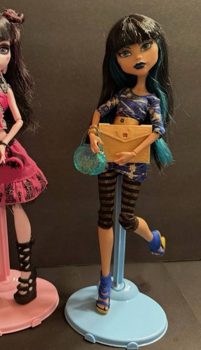 Лот Monster high