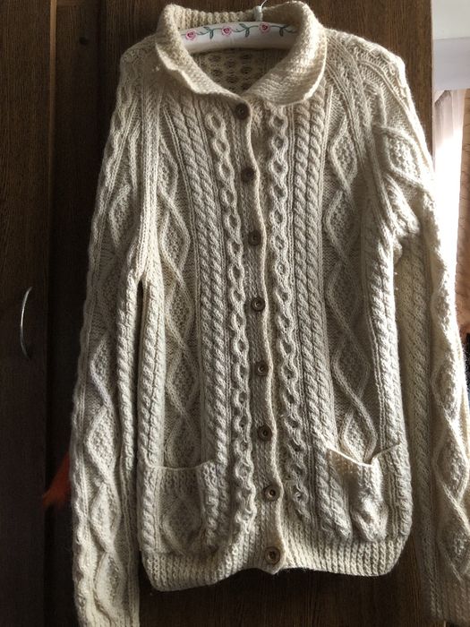 Vesta și bluza lână 50 lei