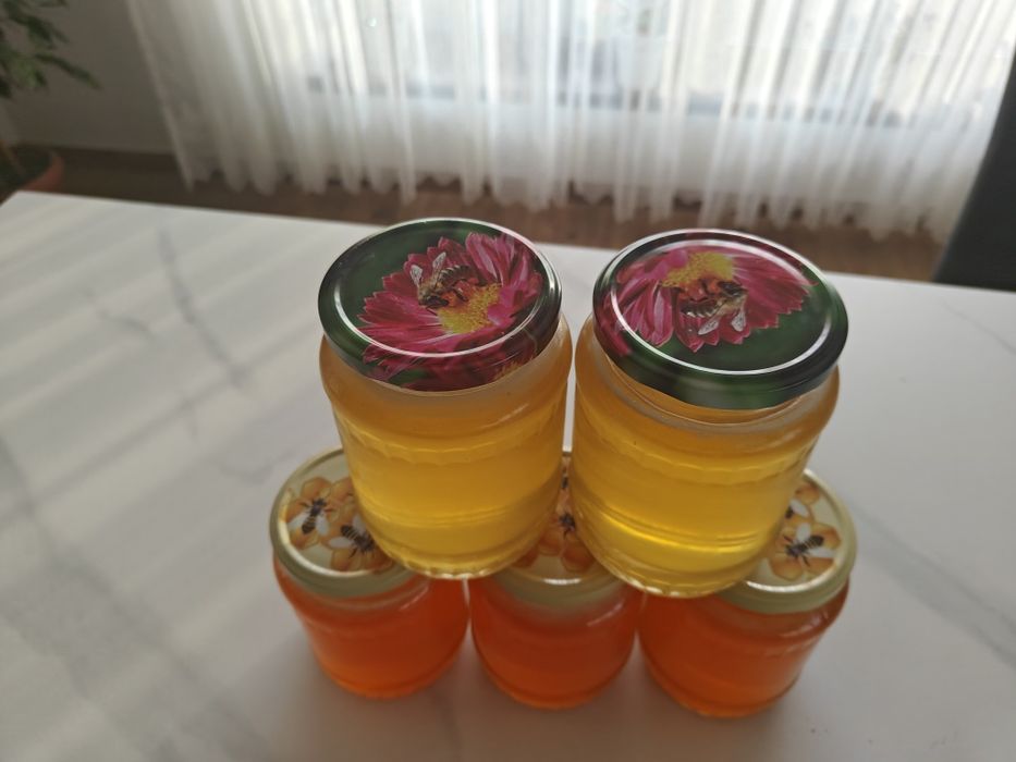 Vând miere naturala