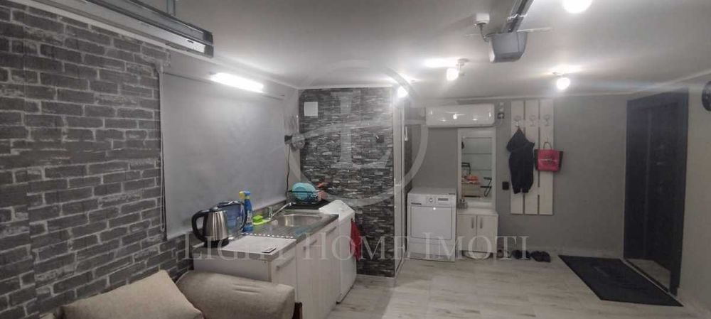 Продава се Едностаен апартамент в Пловдив, Каменица 1 - 32 кв.м за 2007 €/кв.м - Снимка #1