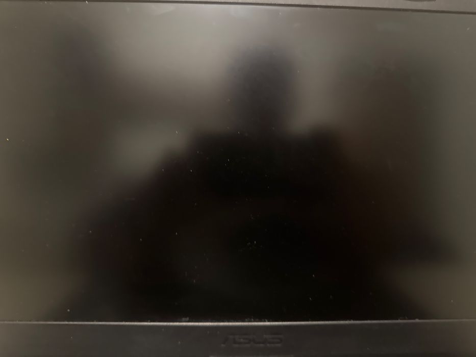 Laptop Gaming ASUS TUF F15 | Core i5-11400H | RTX 3050 6GB | 144Hz | Complet funcțional + mouse gratis
