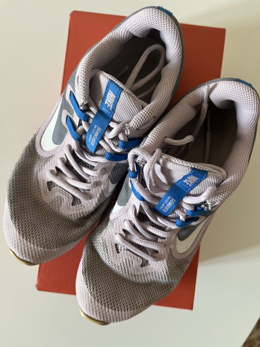 Обувки - сандали, официални с тънко токче, боти