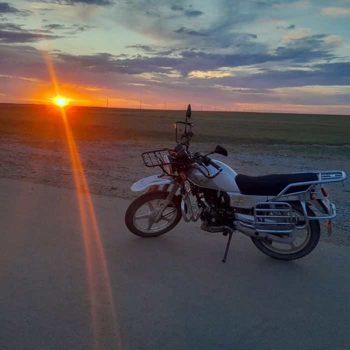 Мотоцикл jelmaya 200