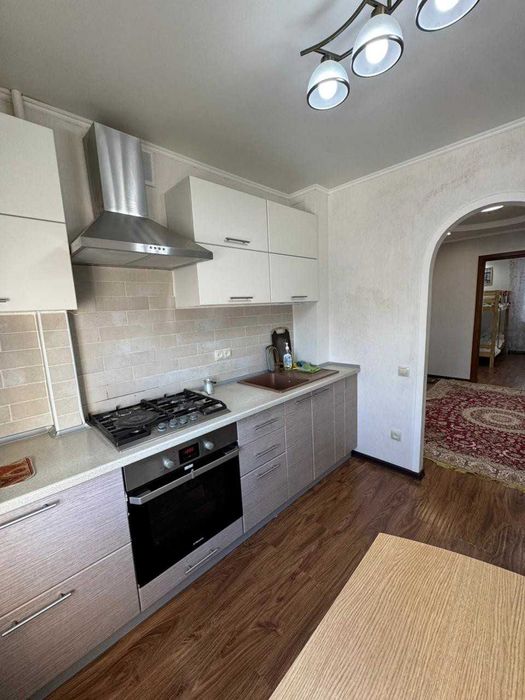 Продается 3 ком квартира район Универмаг