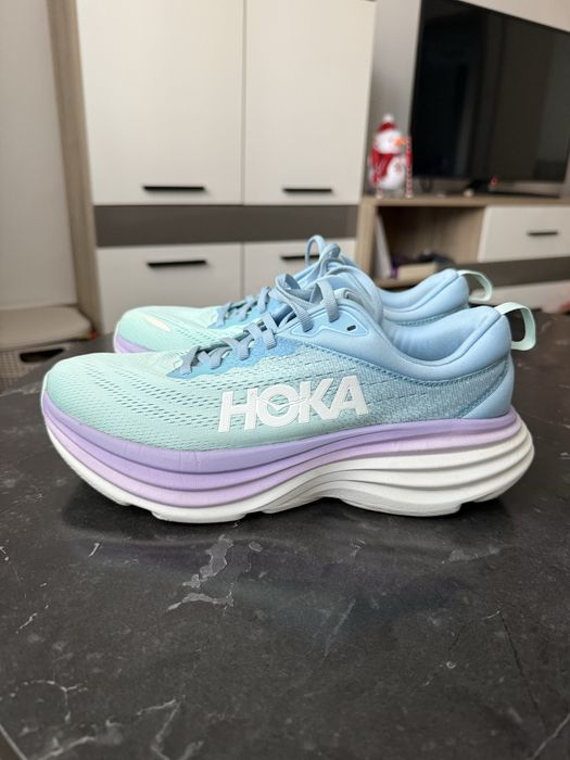 Hoka model Bondi 8, marimea 41 1/3( 26cm)