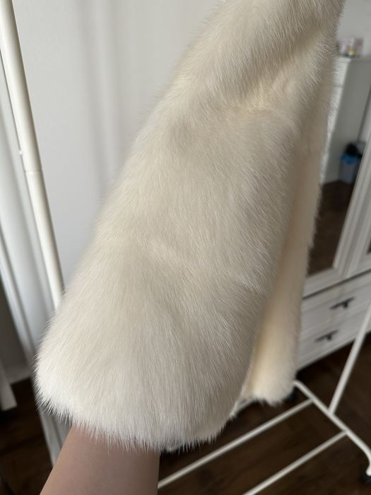 Продам норковую шубу