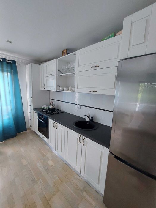 PF inchiriez apartament 2 cam, Moara de Vant