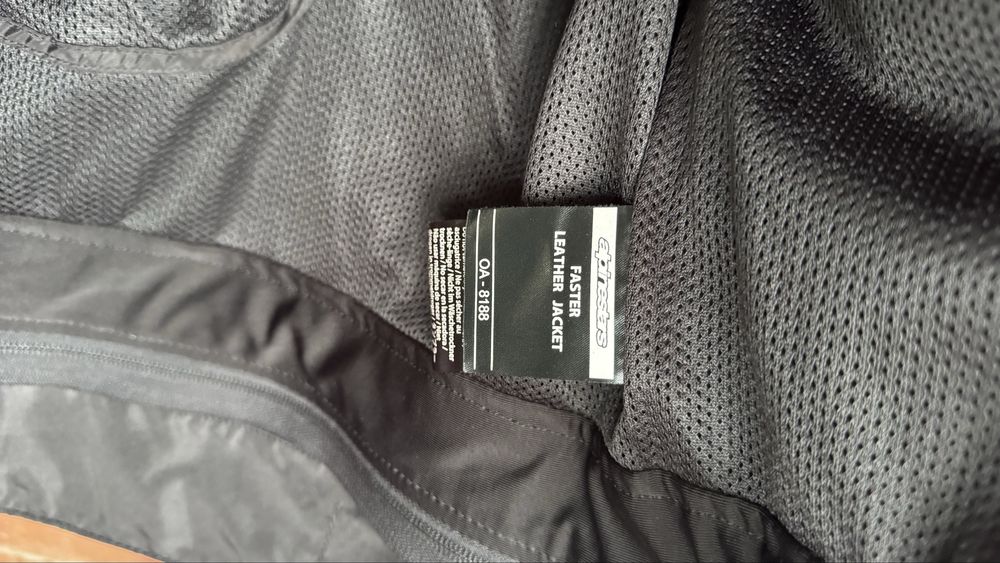 Кожено яке Alpinestars 48
