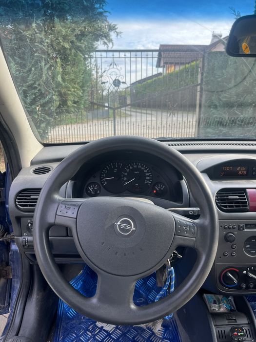 Opel Corsa C 2004