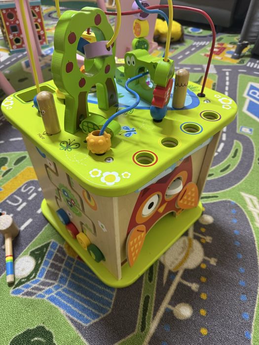 Детски занимателен куб Hape