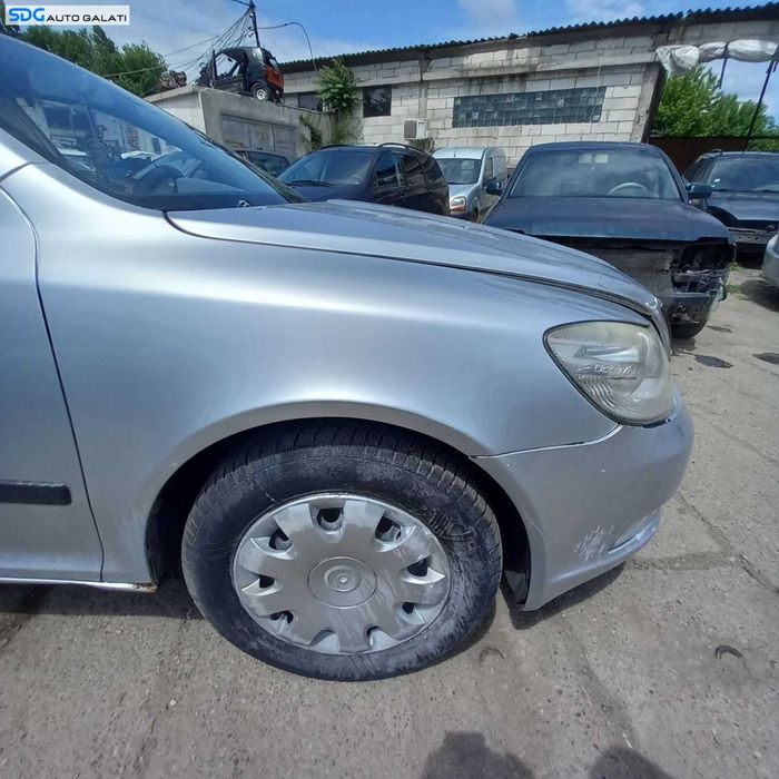 Aripa Dreapta Fata cu Inceput de Rugina Skoda Octavia 2 Facelift 2008 - 2013 Culoare 9156 [0640]