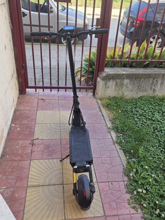 Електрическа тротинетка KUGOO G2 PRO