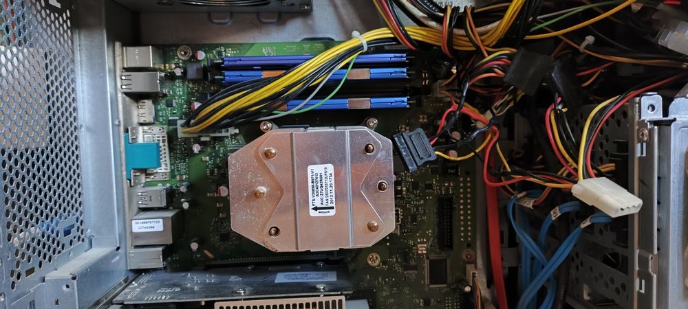 PC Fujitsu I3 HDD 1TB