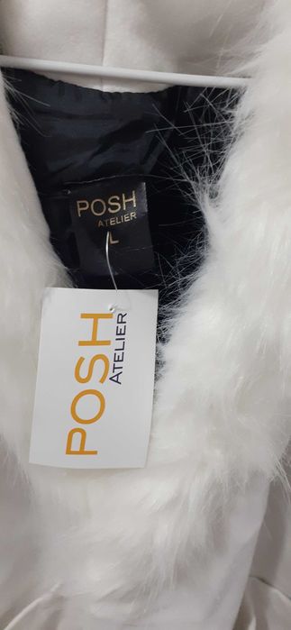 Haina iarna/palton Alb , cu blana,  ,nou , marimea L