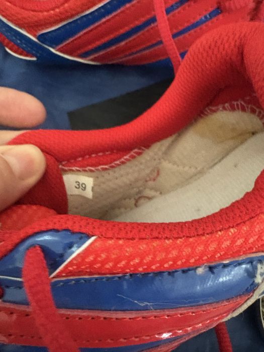 Шиповки новые адидас