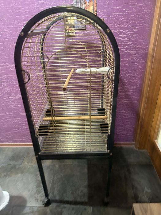 Клетка за голям папагал