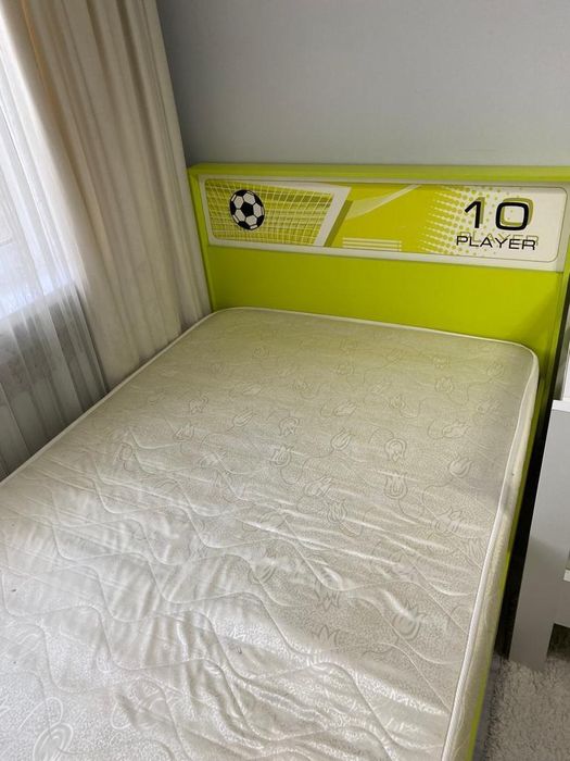 Все продаётся детская спальня холодильник полки