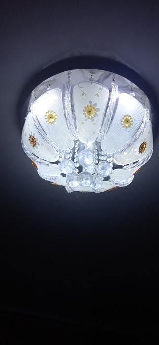 Люстра потолочная