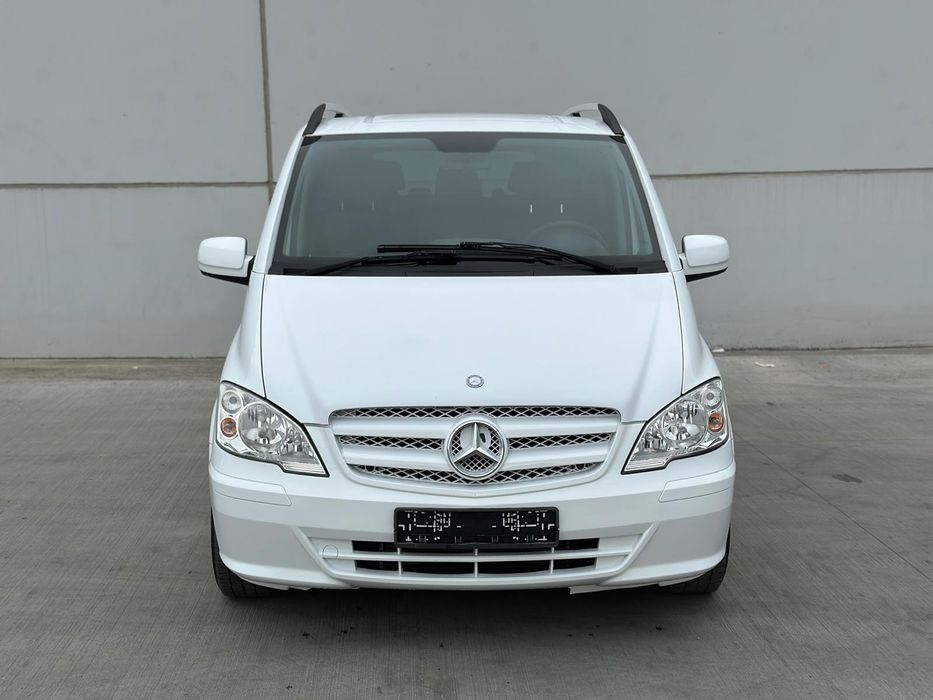 # Mercedes Vito 9 locuri #