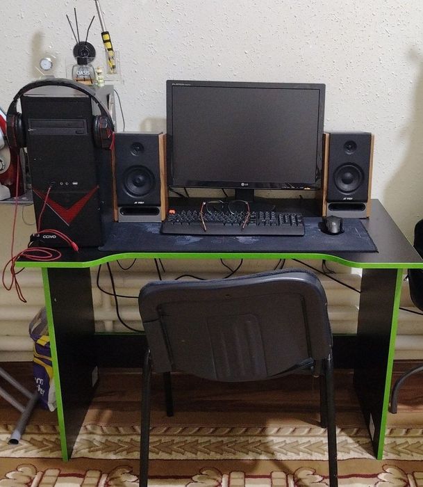 Продаётся полностью комплект.