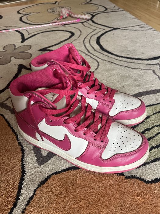 Dunk High "Pink Prime" sneakers