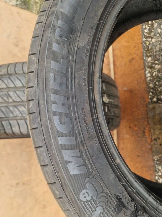 2 Michelin R17 225/55 Летни гуми  DOT1125