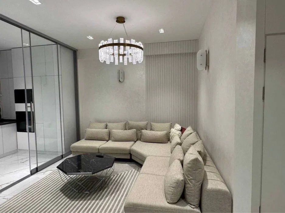 Жк Parisien-Сдается в аренду 2-х комнатная квартира