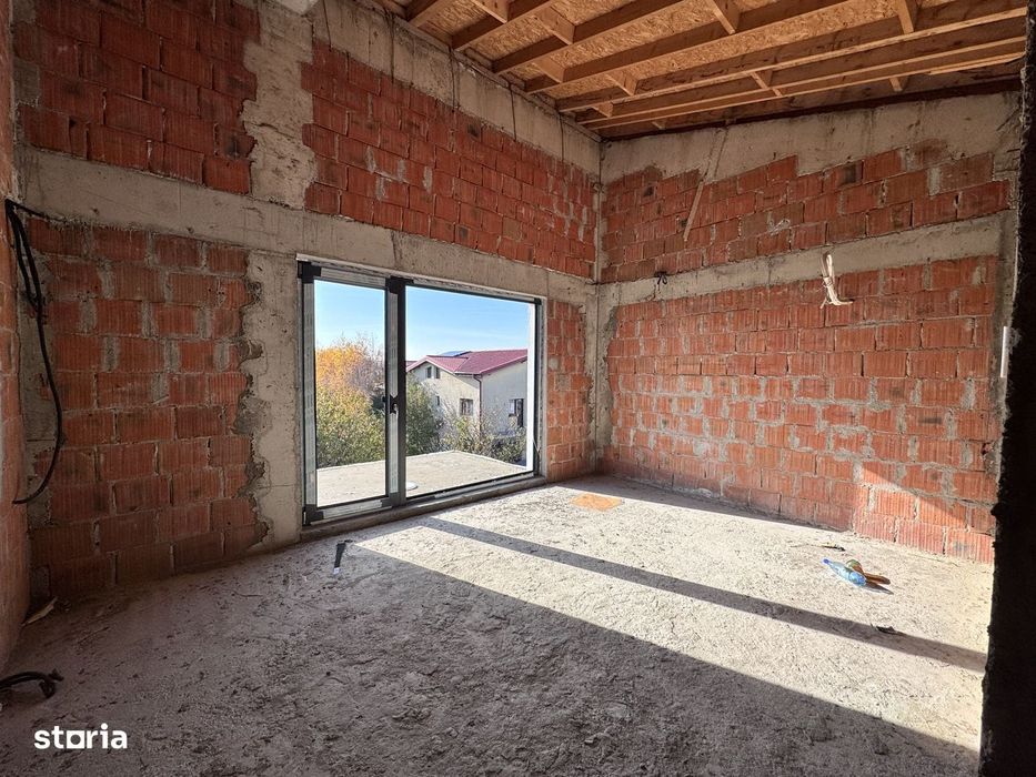 Casa P+2Et. 8 cam. Util 180mp. Teren 250mp. Pozitie stradala