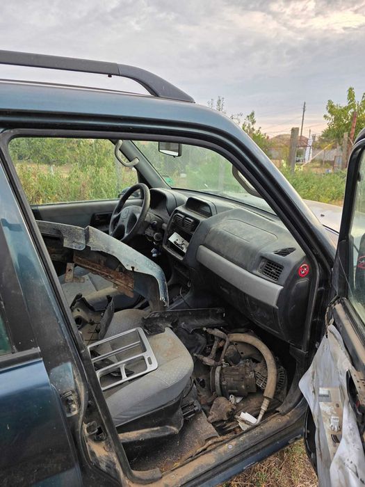 Продават се на части 2.0GDİ и 1.8 MPİ доста части са налични