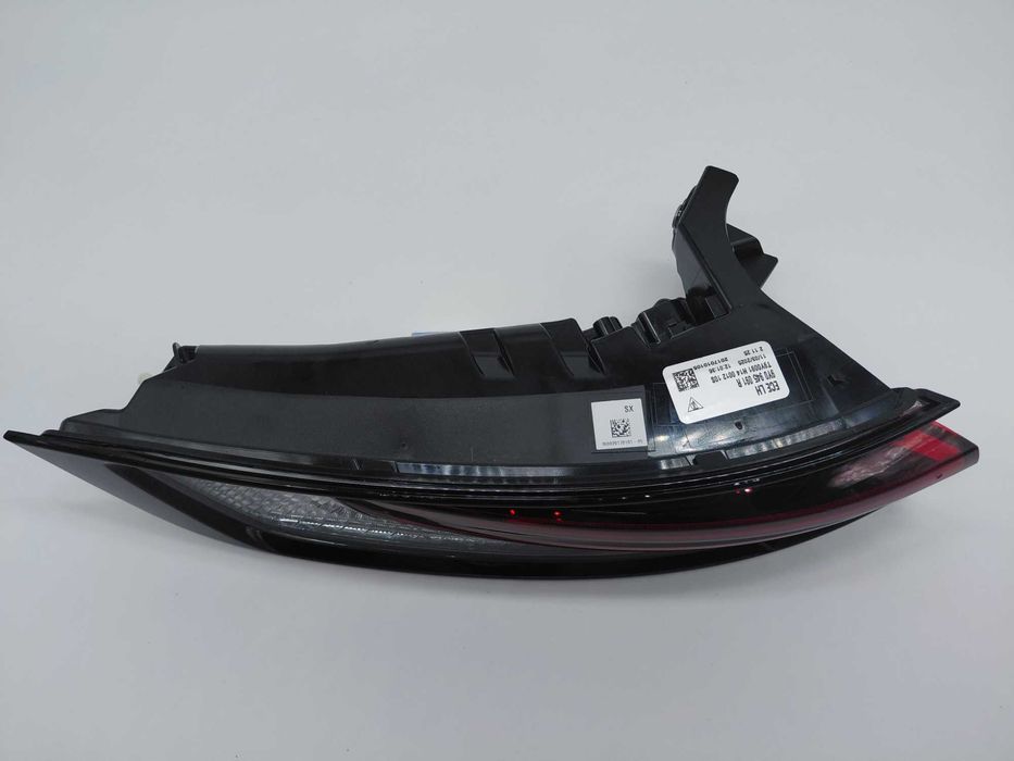 9Y0945091R Нов Ляв Стоп Porsche Cayenne 9Y 2024-