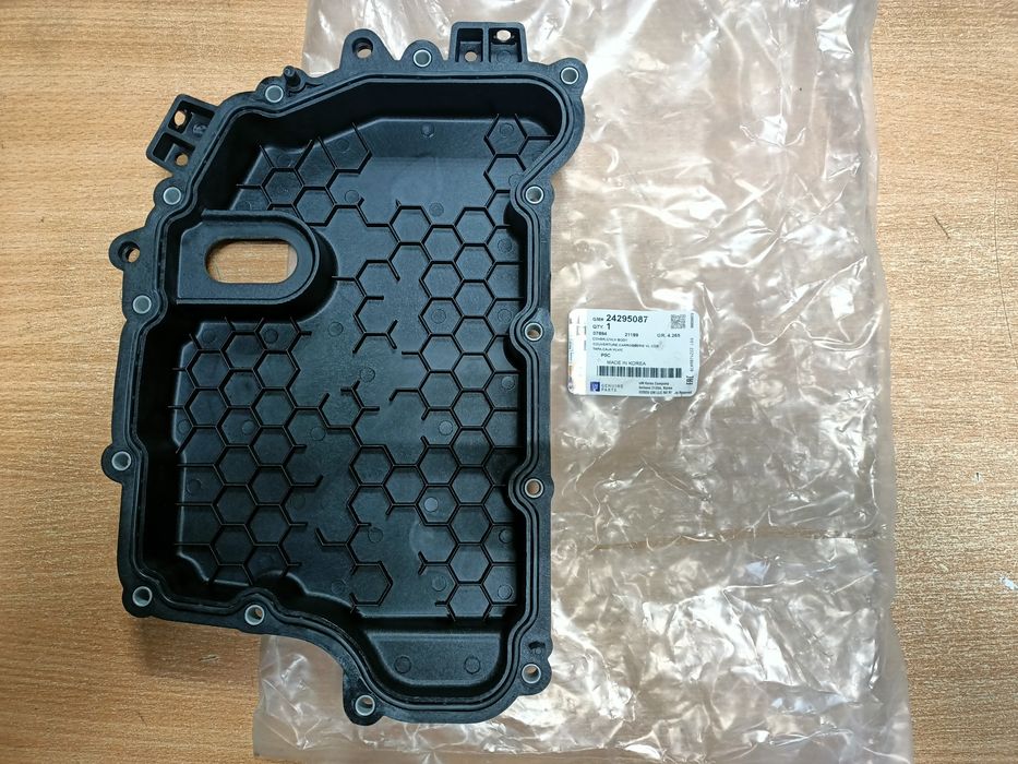 Крышка,картер АКПП Шевролет,Равон.