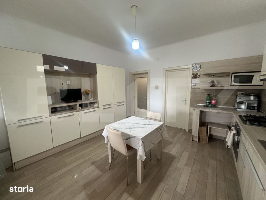 Apartament  in asociatie, 160 mp, 163 mp teren, zona Strandului
