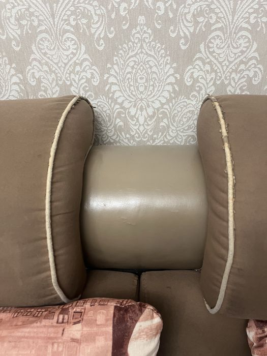 Диван б/у толко покупатели пишите