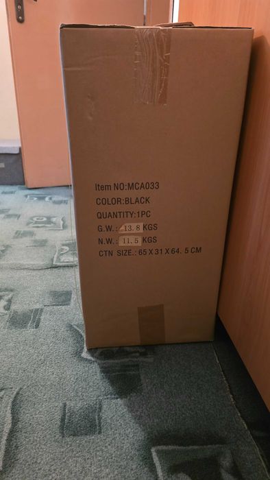 Офис стол MCA033 – черен, нов, в кашон