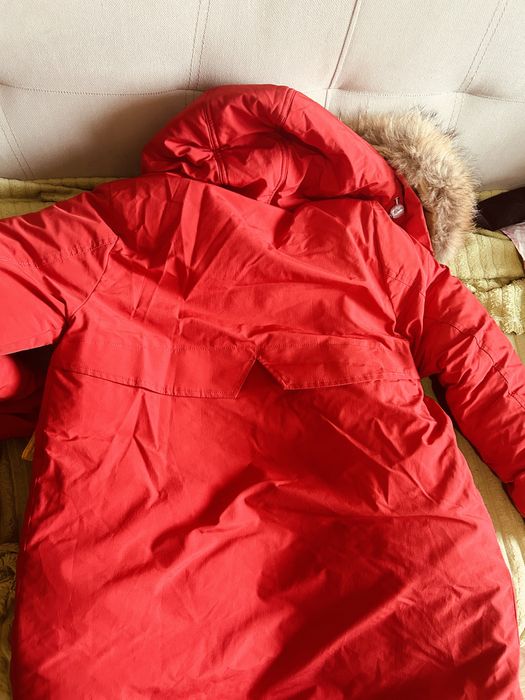 Продам куртку 146 , на 7-8 лет