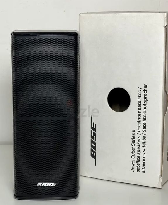 BOSE Jewel Cube Series II Boxe/Sateliți Premium Putere 2x200W cu Standuri sau Suporți de perete si cabluri Originale Preț de MAGAZIN 800 Dolari