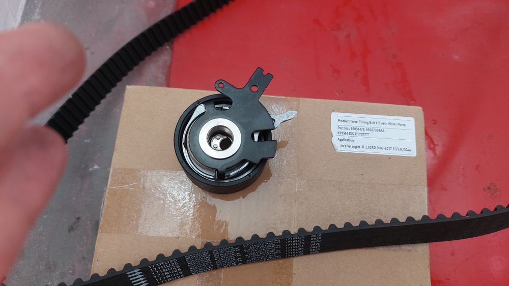 Curea distributie si rola Jeep Wrangler, Cherokee, Dodge Nitro, Voyager 2.8 CRD noua