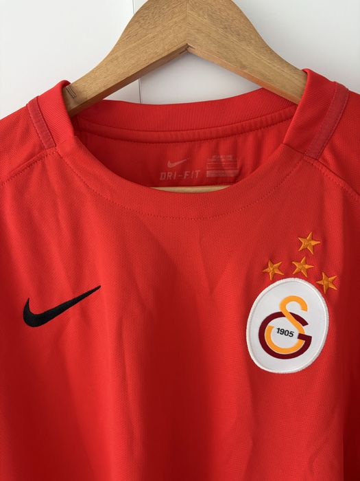 Тениска на Galatasaray