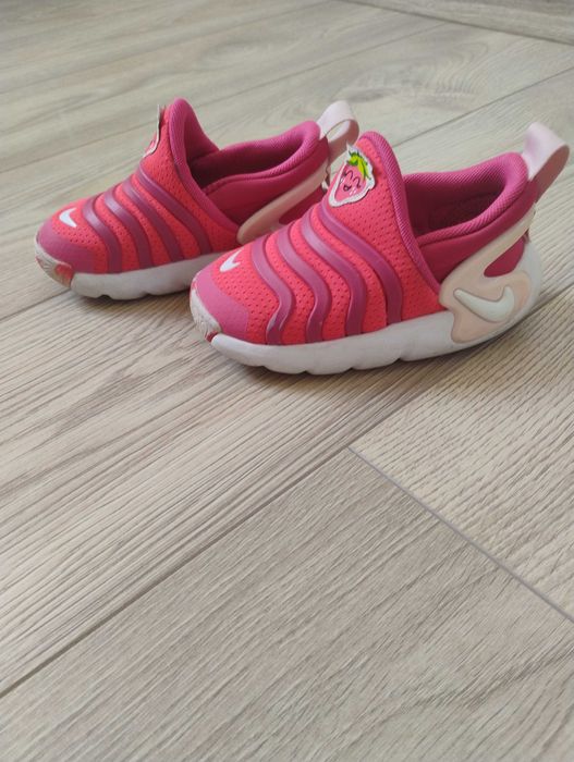 Маратонки Nike Dynamo Go