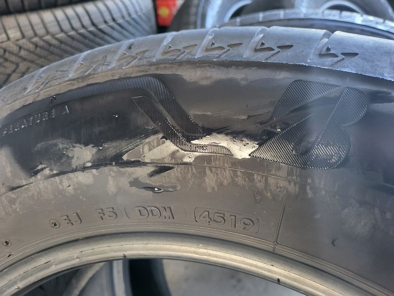 225/65/17 BRIDGESTONE 4бр