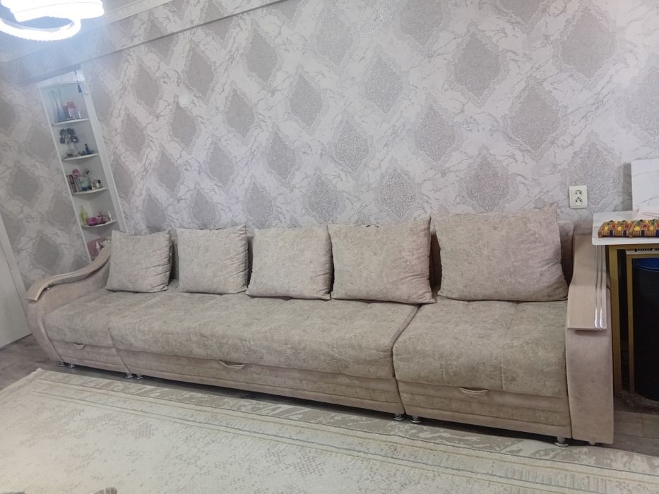 Диван сатылады ұзындық 3.60