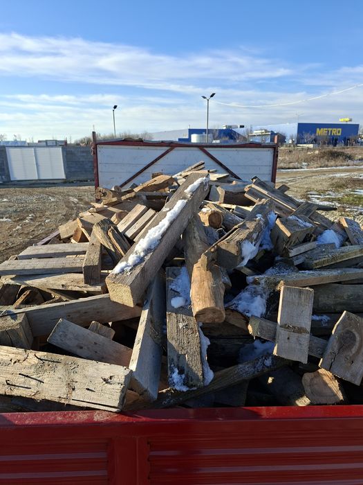 Lemn de foc  din demolarii si santiere